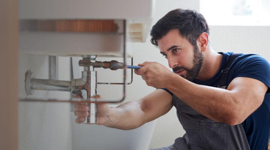 Local tankless water heater installation in Basco, IL